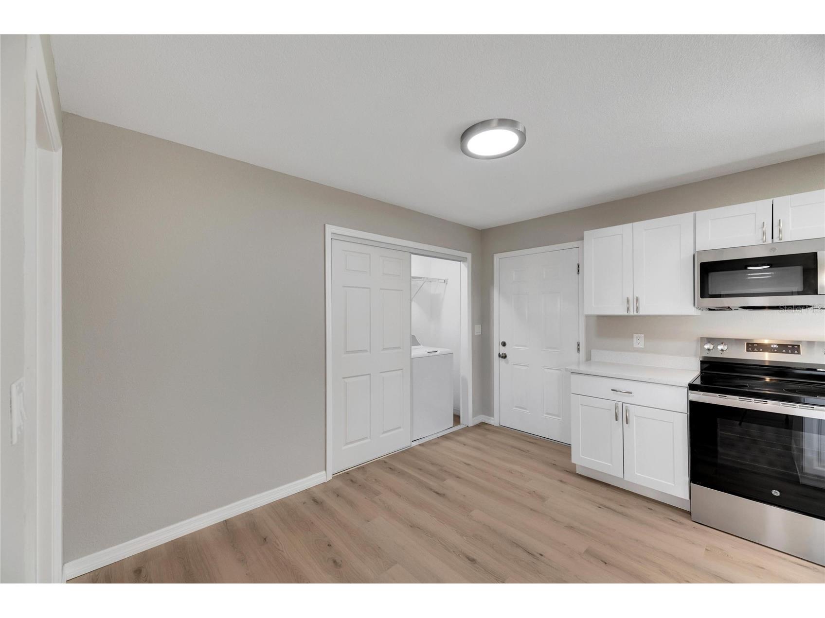 660 Flamingo Drive Apollo Beach FL 33572 TB8487304 image24