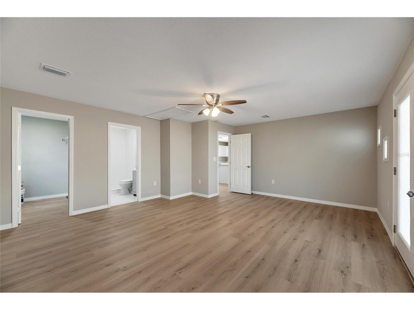 660 Flamingo Drive Apollo Beach FL 33572 TB8487304 image28