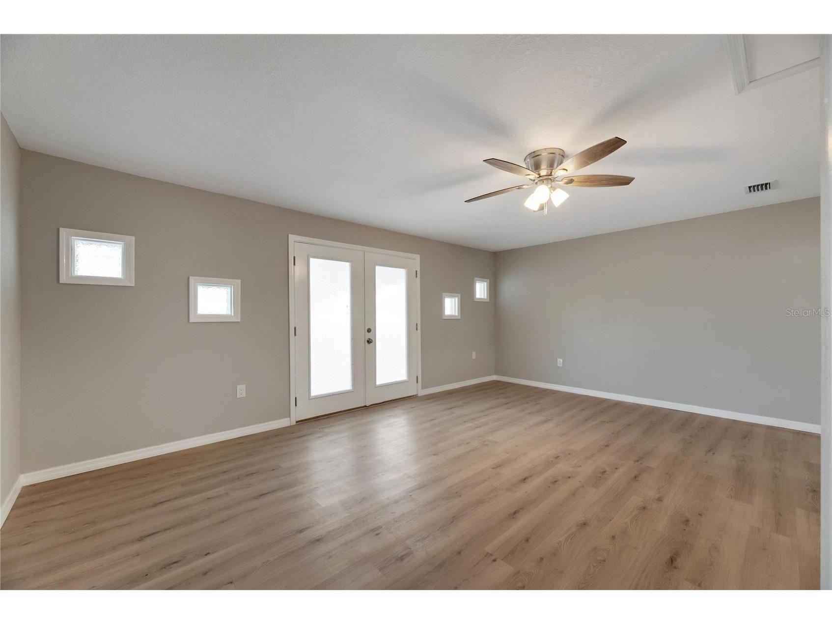 660 Flamingo Drive Apollo Beach FL 33572 TB8487304 image3