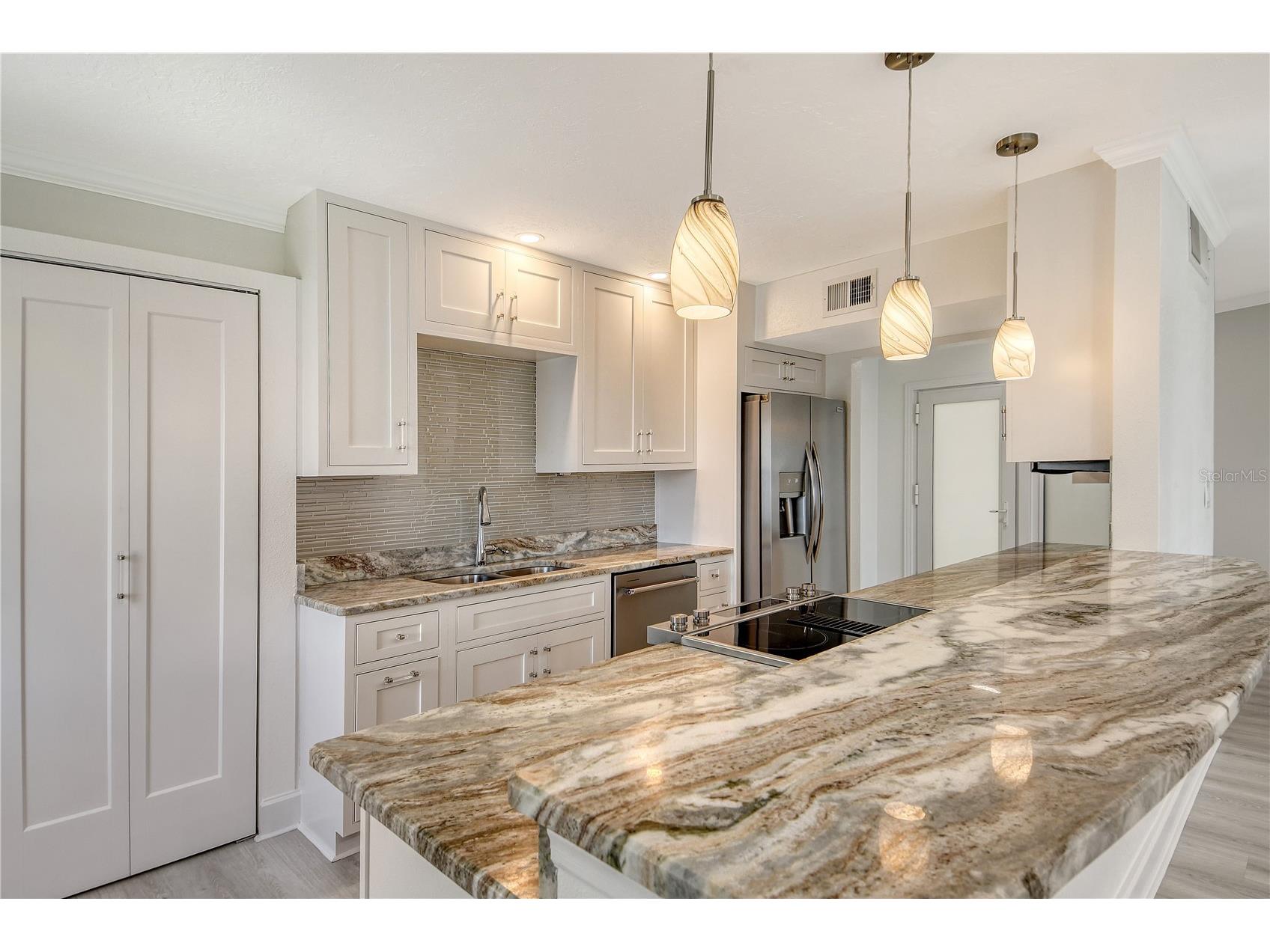 660 Golden Gate Point #32 Sarasota FL 34236 - SARASOTA BAY A4658549 image18