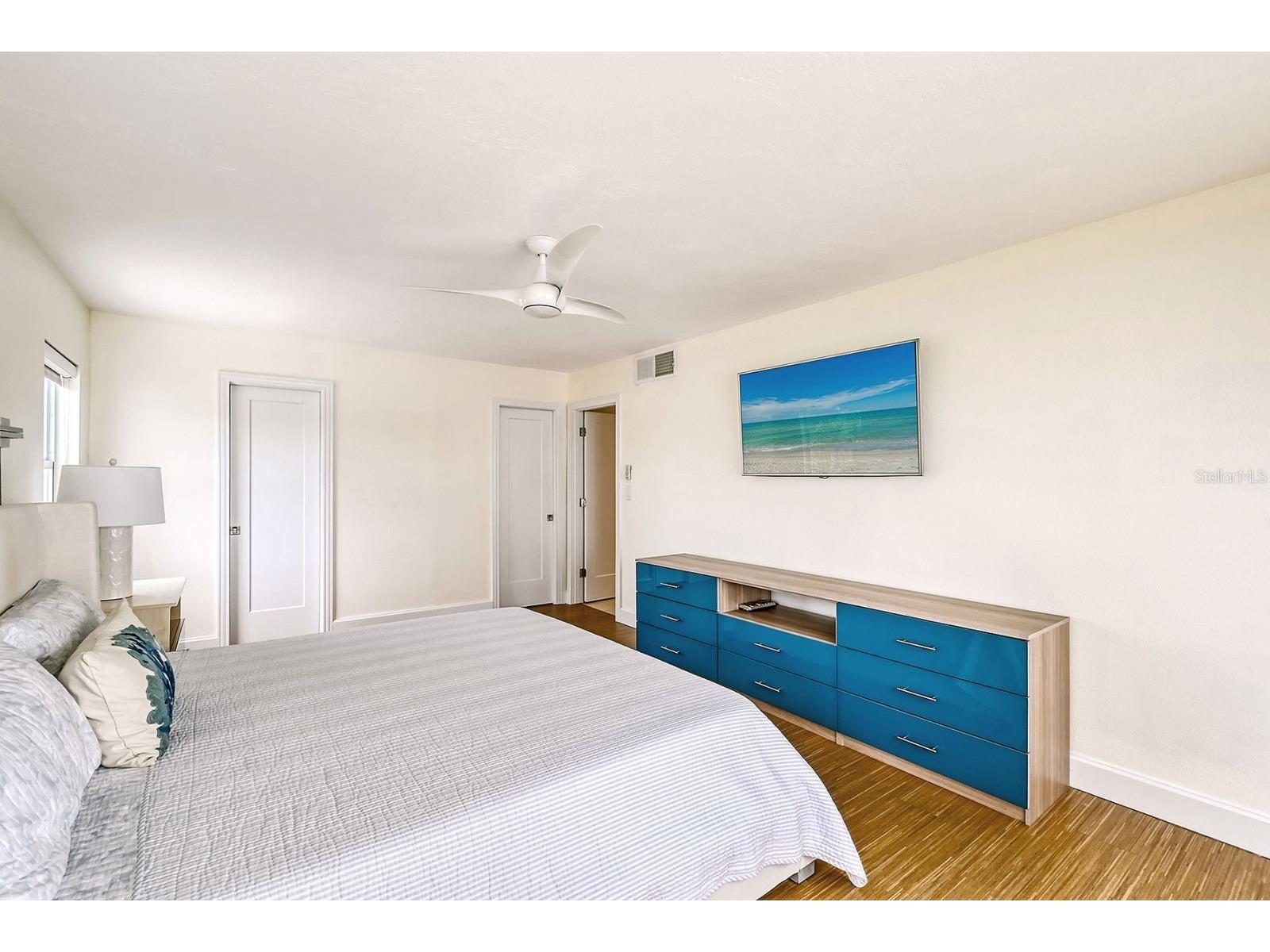 660 Golden Gate Point #32 Sarasota FL 34236 - SARASOTA BAY A4658549 image22