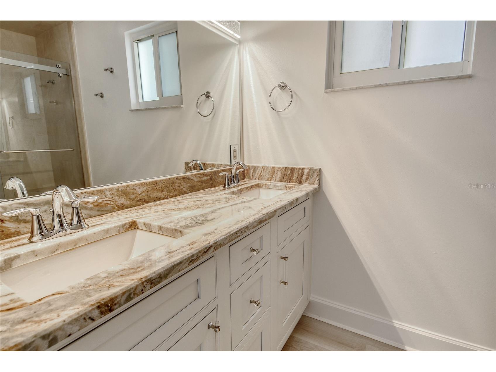 660 Golden Gate Point #32 Sarasota FL 34236 - SARASOTA BAY A4658549 image24