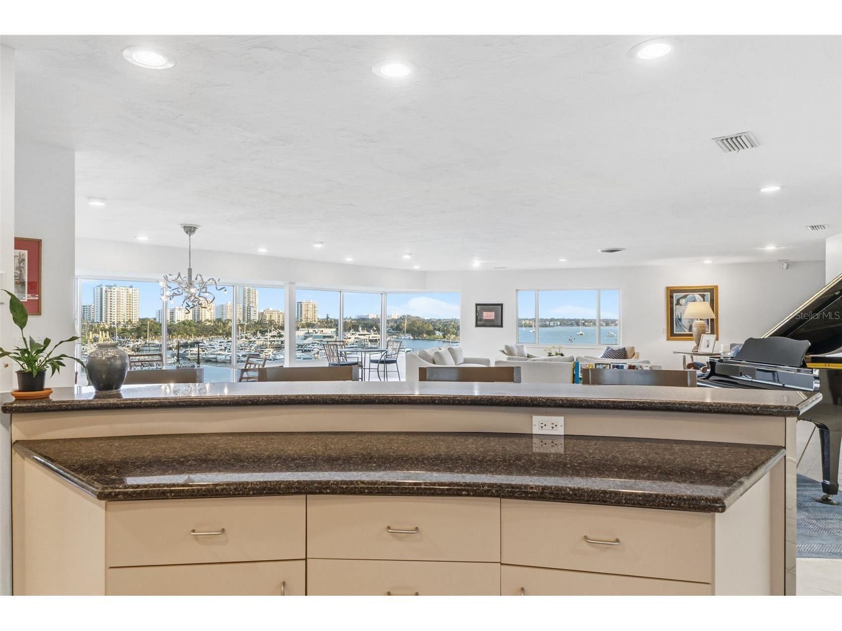 660 Golden Gate Point #61 Sarasota FL 34236 - SARASOTA BAY A4677999 image31