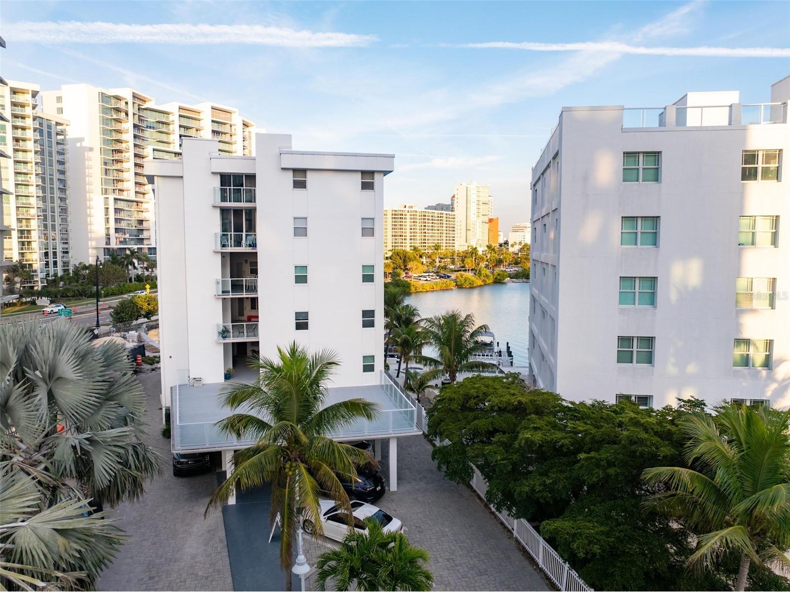 660 Golden Gate Point #61 Sarasota FL 34236 - SARASOTA BAY A4677999 image4