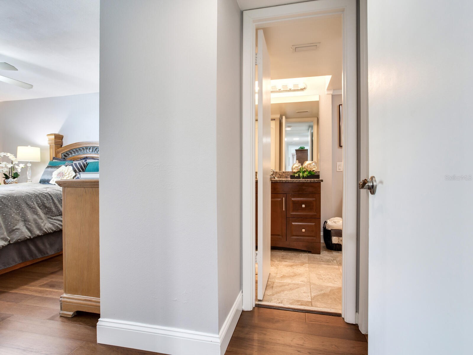 660 Island Way #202 Clearwater Beach FL 33767 - MANDALAY CHANNEL TB8488372 image31