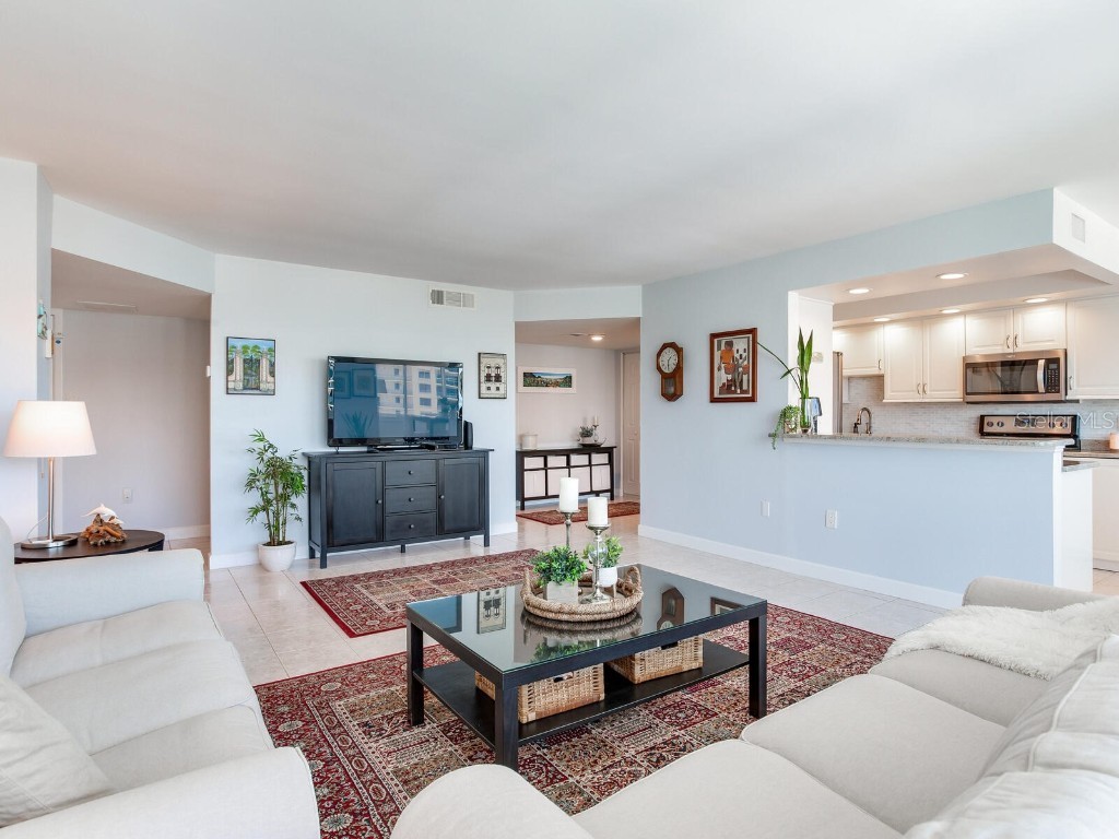 660 Island Way #703 Clearwater Beach FL 33767 TB8406202 image22