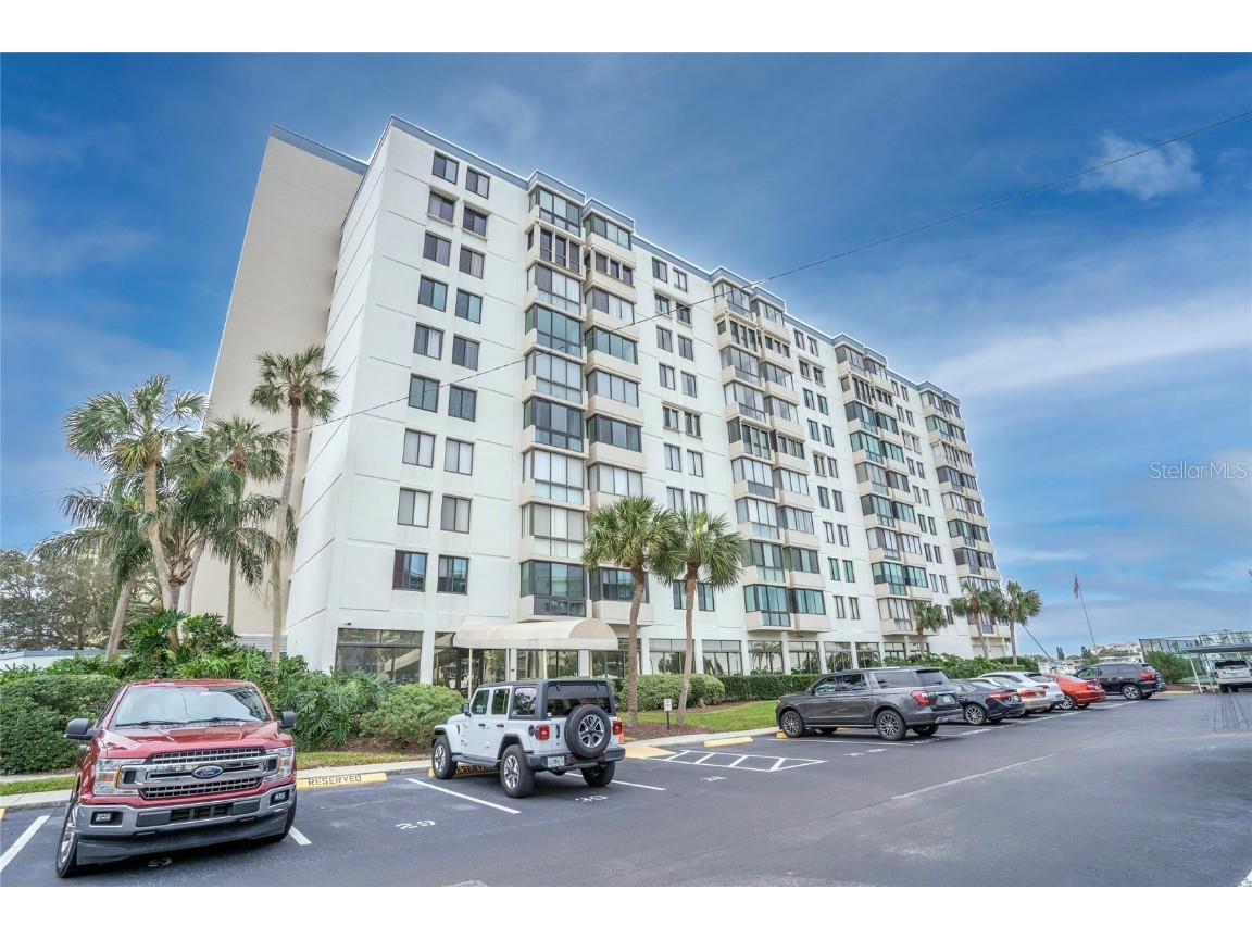 660 Island Way #708 Clearwater FL 33767 U8219157 image1