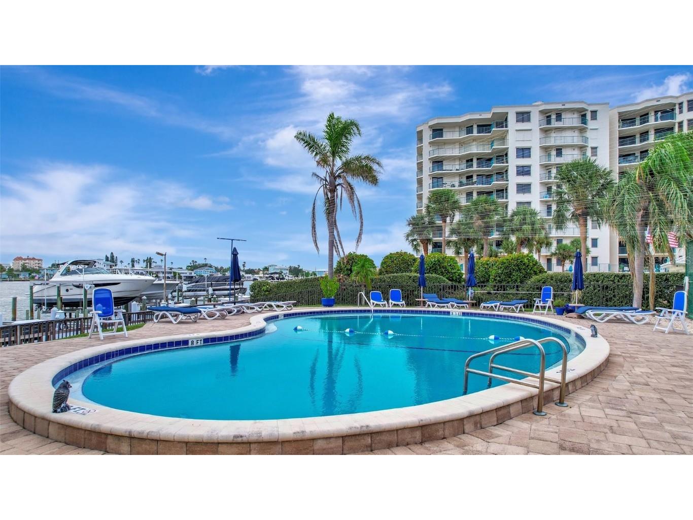 660 Island Way #708 Clearwater Beach FL 33767 - MANDALAY CHANNEL TB8415708 image2