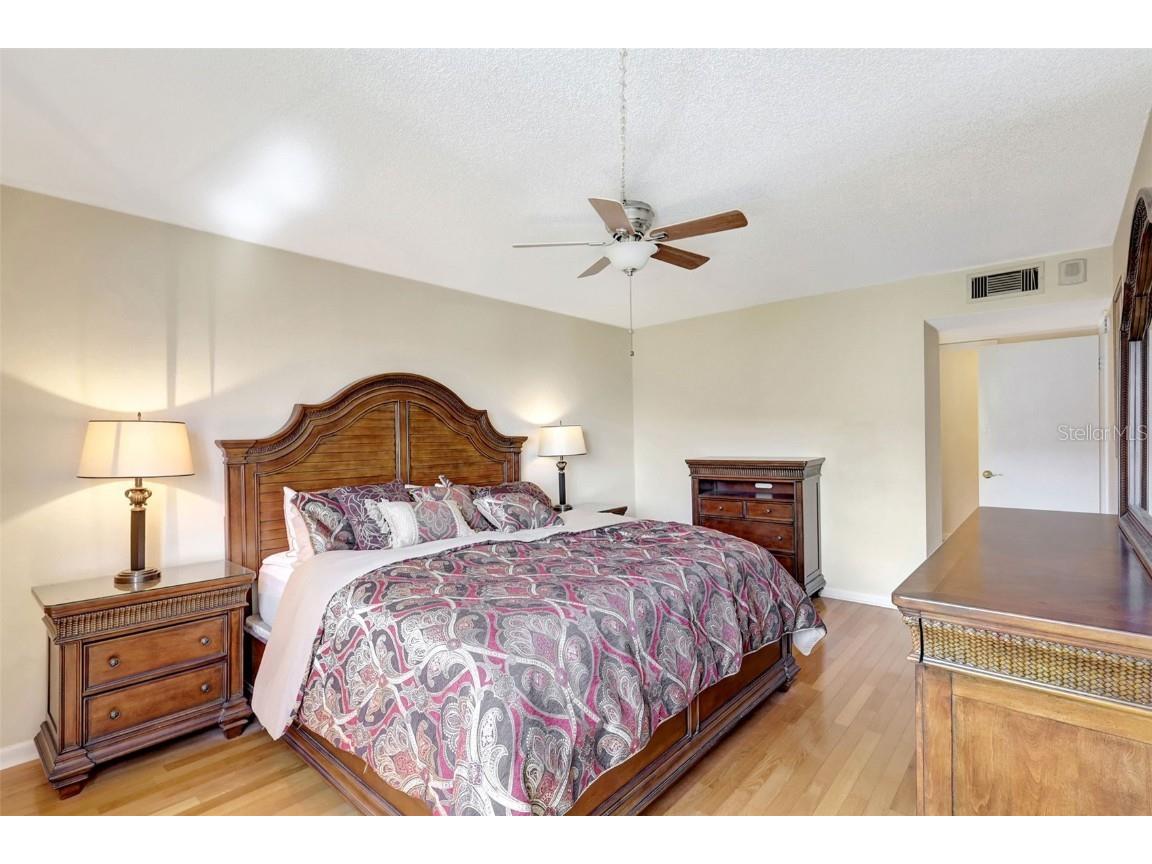 660 Island Way #708 Clearwater Beach FL 33767 - MANDALAY CHANNEL TB8415708 image22