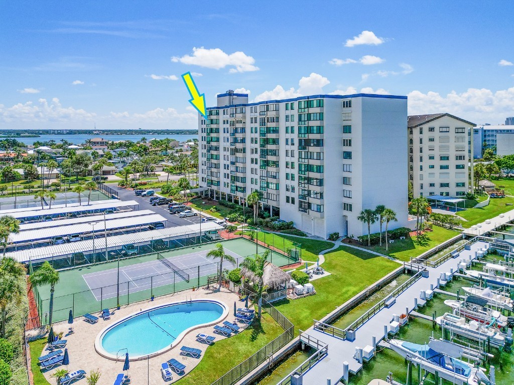 660 Island Way #901 Clearwater Beach FL 33767 TB8418596 image1