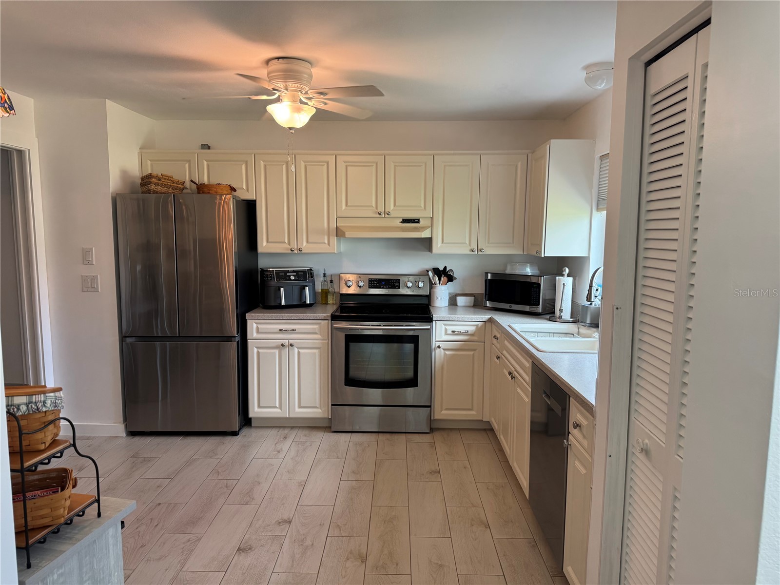 660 Linden Drive Englewood FL 34223 D6145865 image10