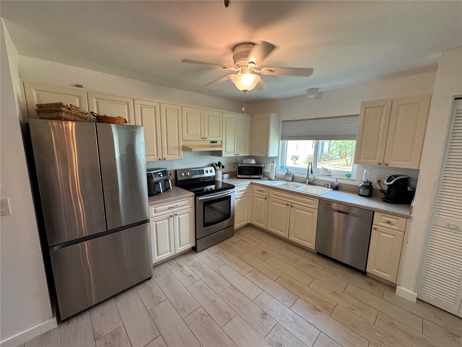 660 Linden Drive Englewood FL 34223 D6145865 image11
