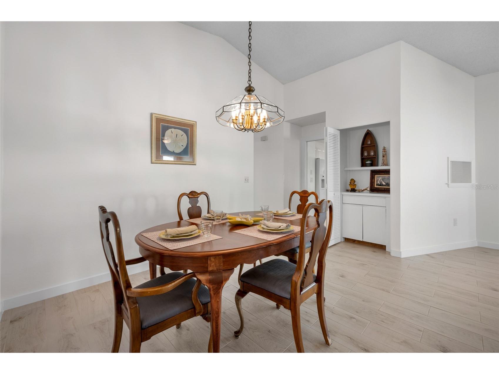 660 Linden Drive Englewood FL 34223 D6145865 image6