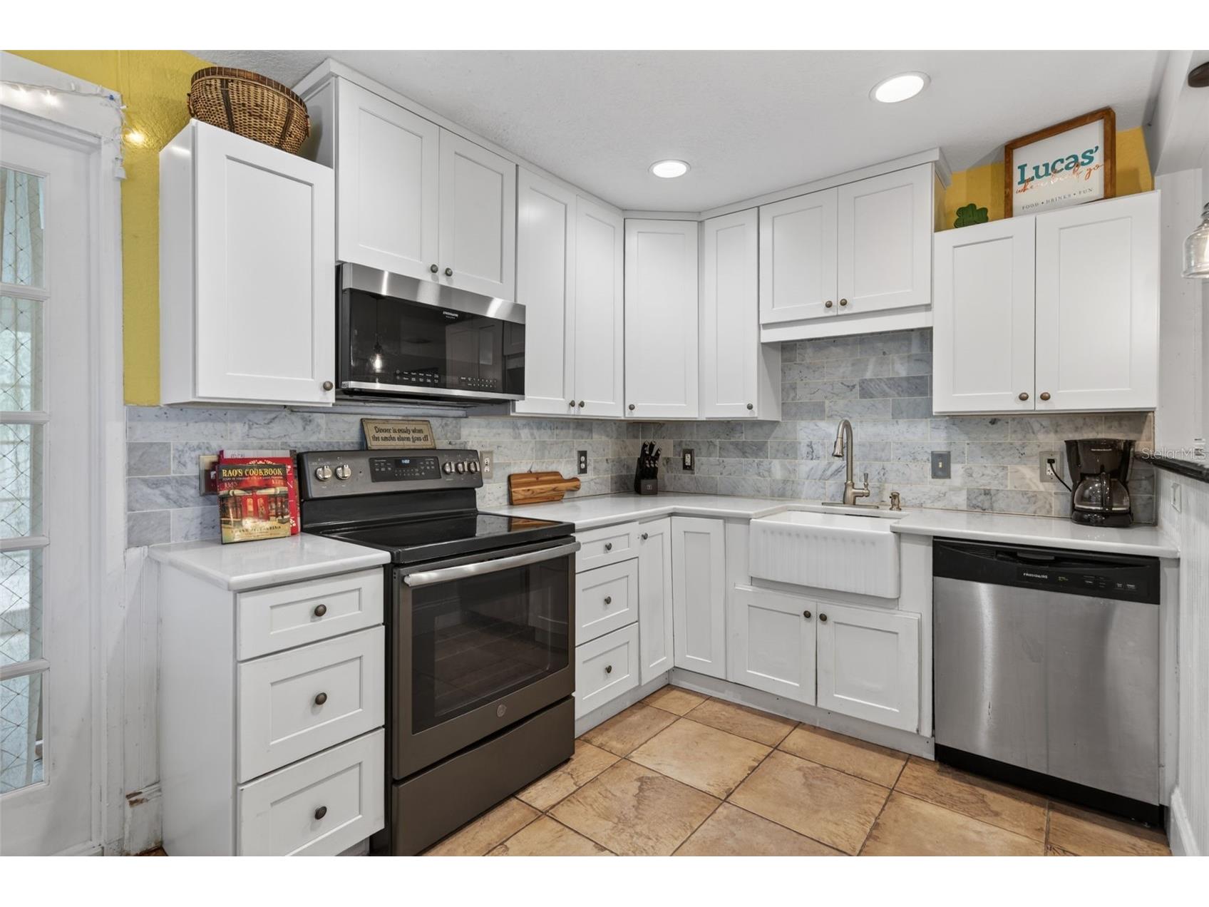 660 Linley Street Longboat Key FL 34228 A4697248 image12