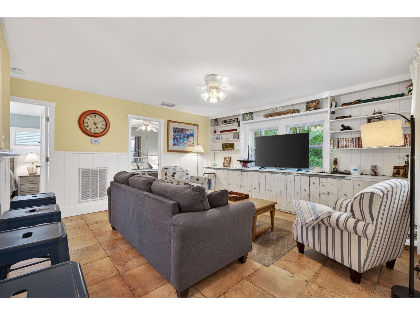 660 Linley Street Longboat Key FL 34228 A4697248 image13