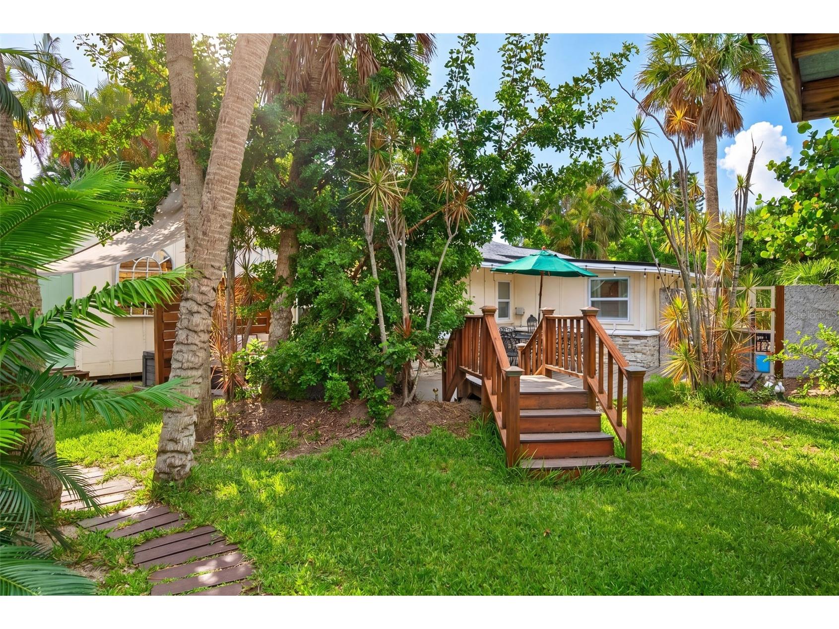 660 Linley Street Longboat Key FL 34228 A4697248 image34