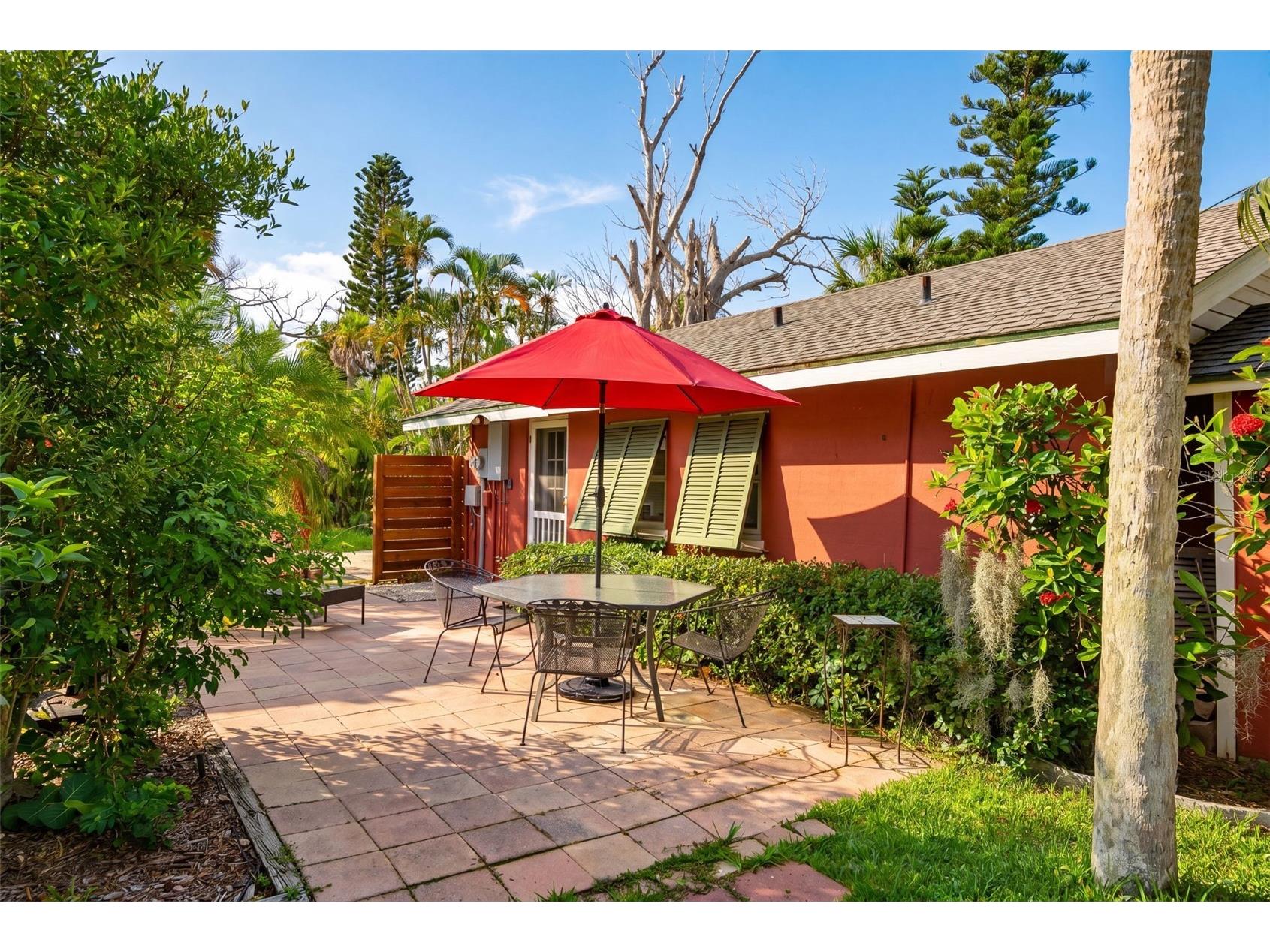 660 Linley Street Longboat Key FL 34228 A4697248 image36