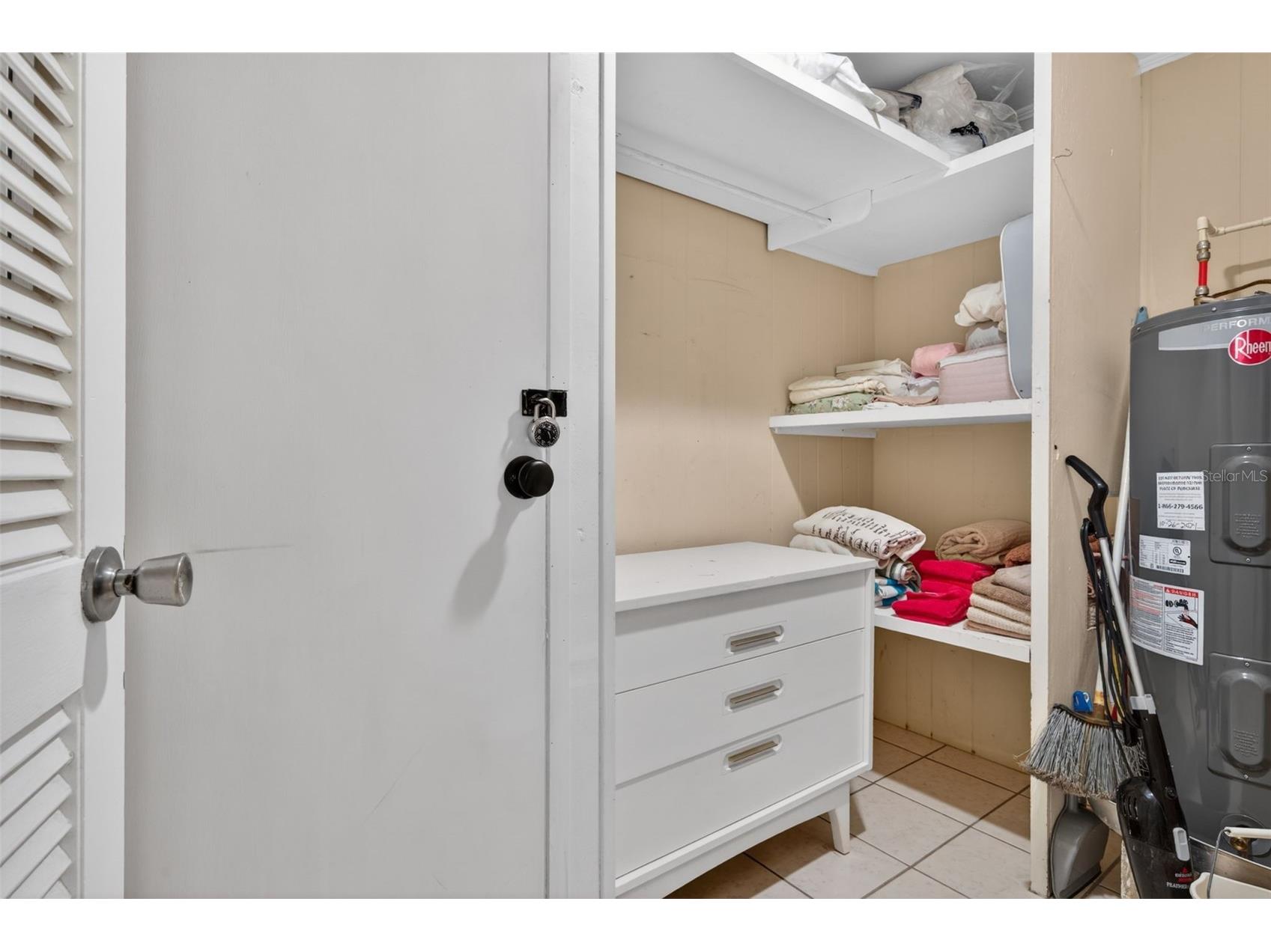 660 Linley Street Longboat Key FL 34228 A4697248 image46