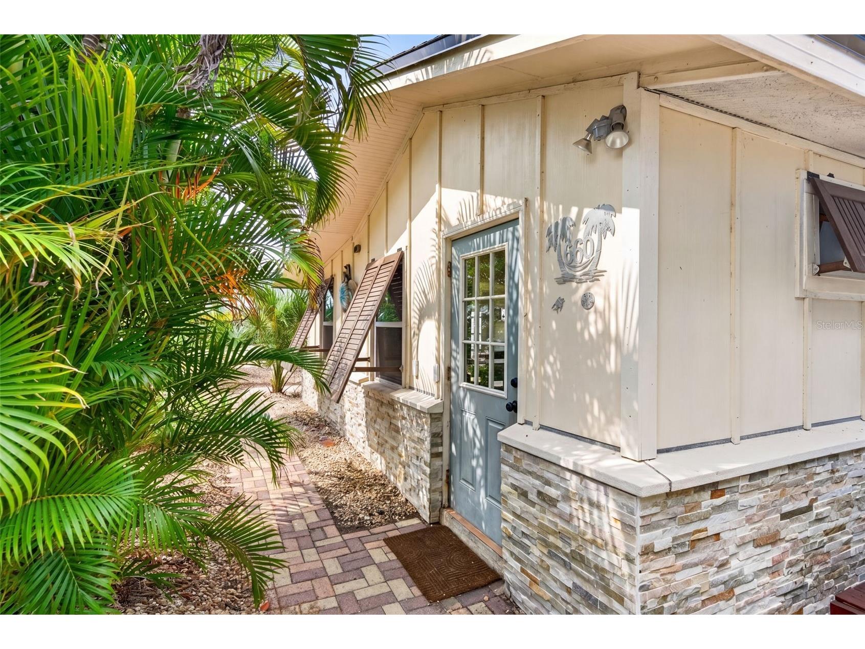 660 Linley Street Longboat Key FL 34228 A4697248 image6