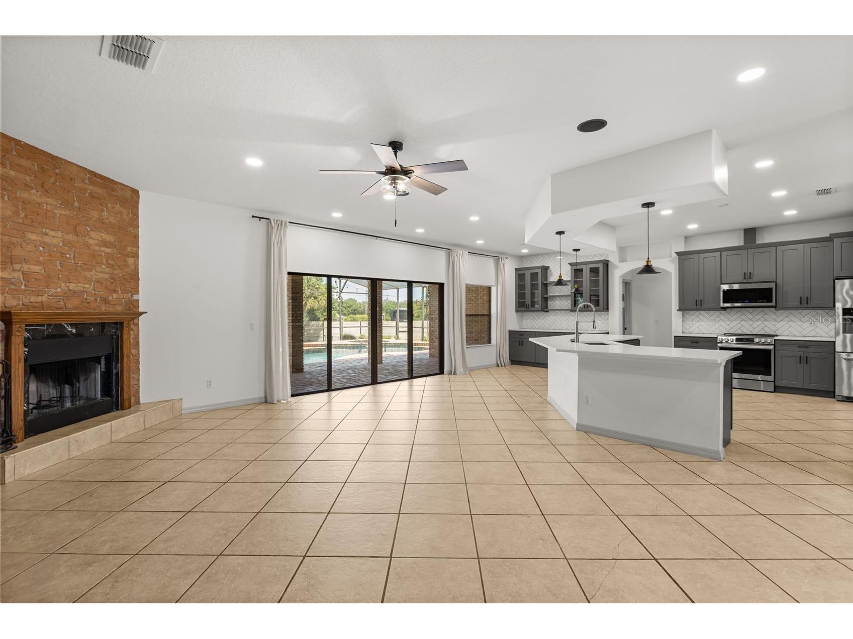 660 Moss Point Cove Court Debary FL 32713 O6415966 image18