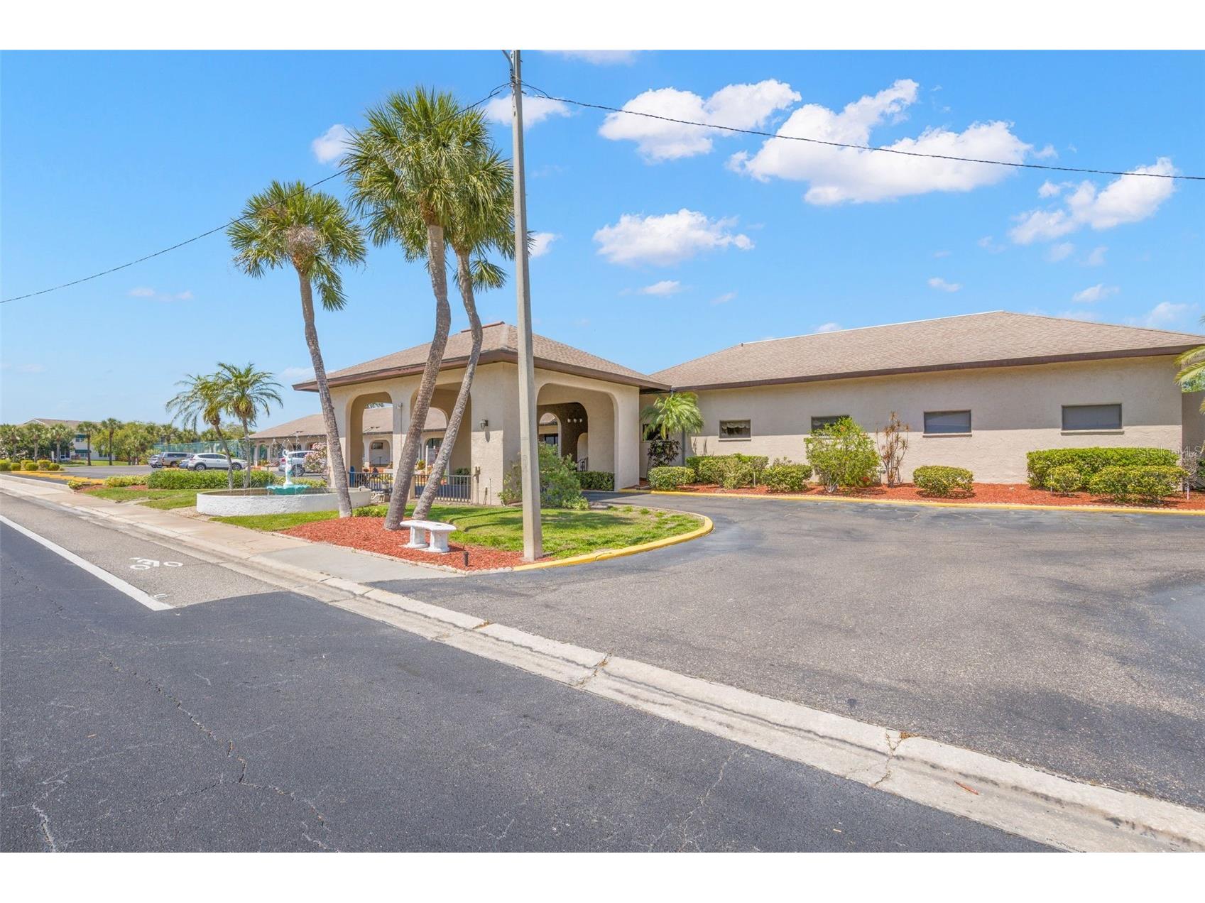 6600 100th Way N #24B Saint Petersburg FL 33708 TB8491609 image43