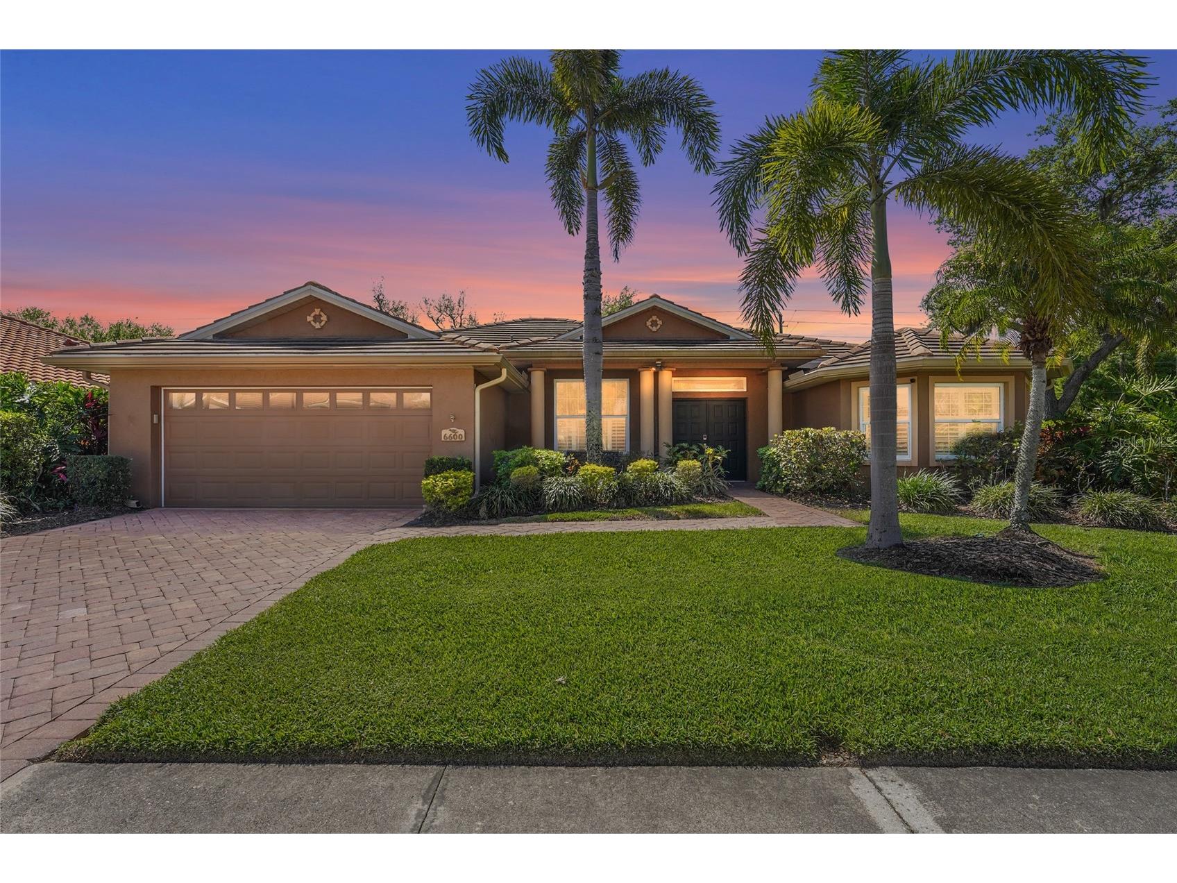 6600 Deering Circle Sarasota FL 34240 A4684631 image1