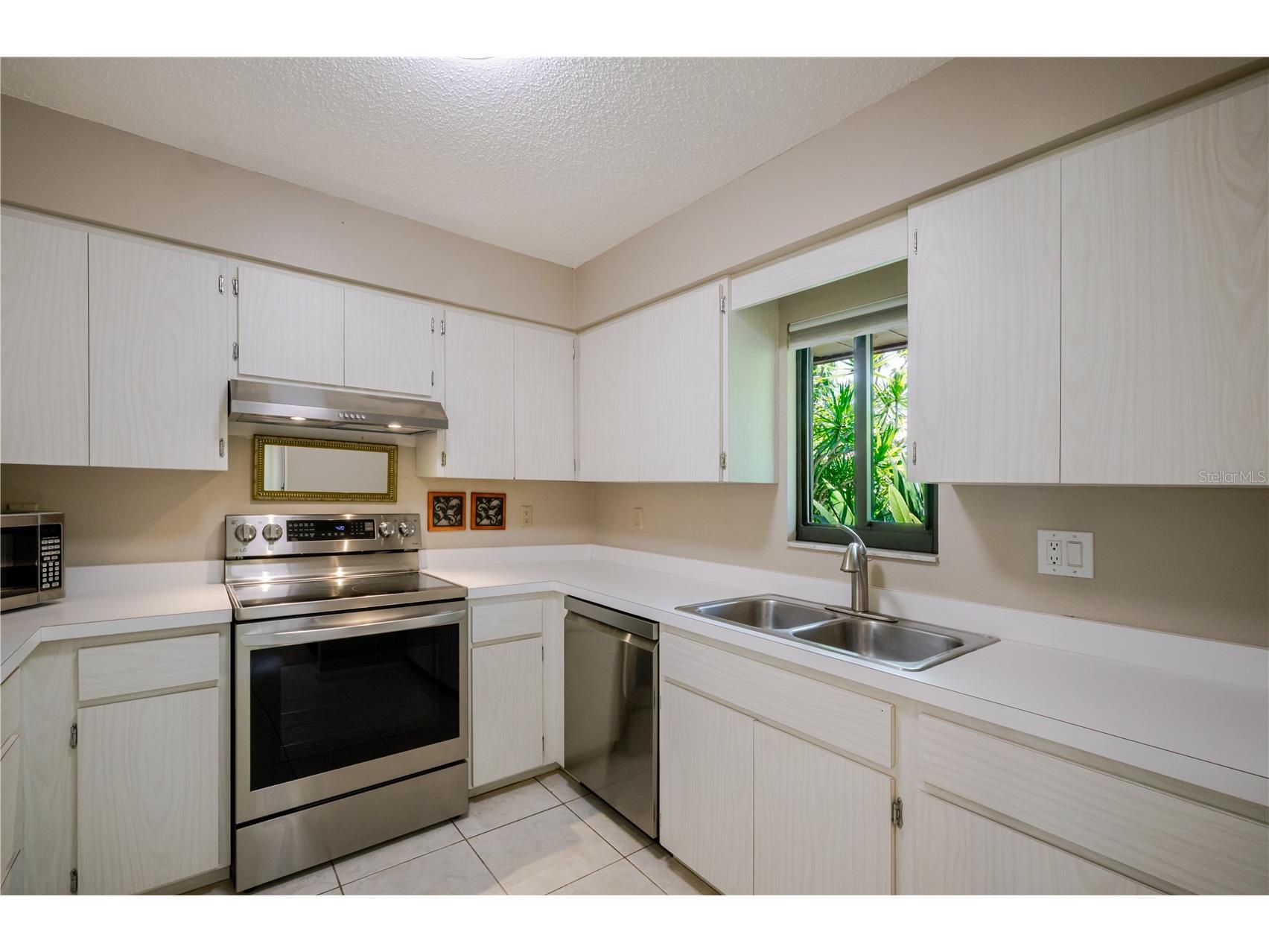 6600 Draw Lane #116 Sarasota FL 34238 A4693401 image12
