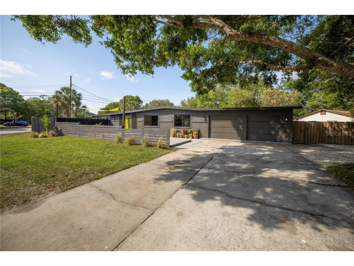 6600 Kingswood Drive N Saint Petersburg FL 33702 U8193579 image1