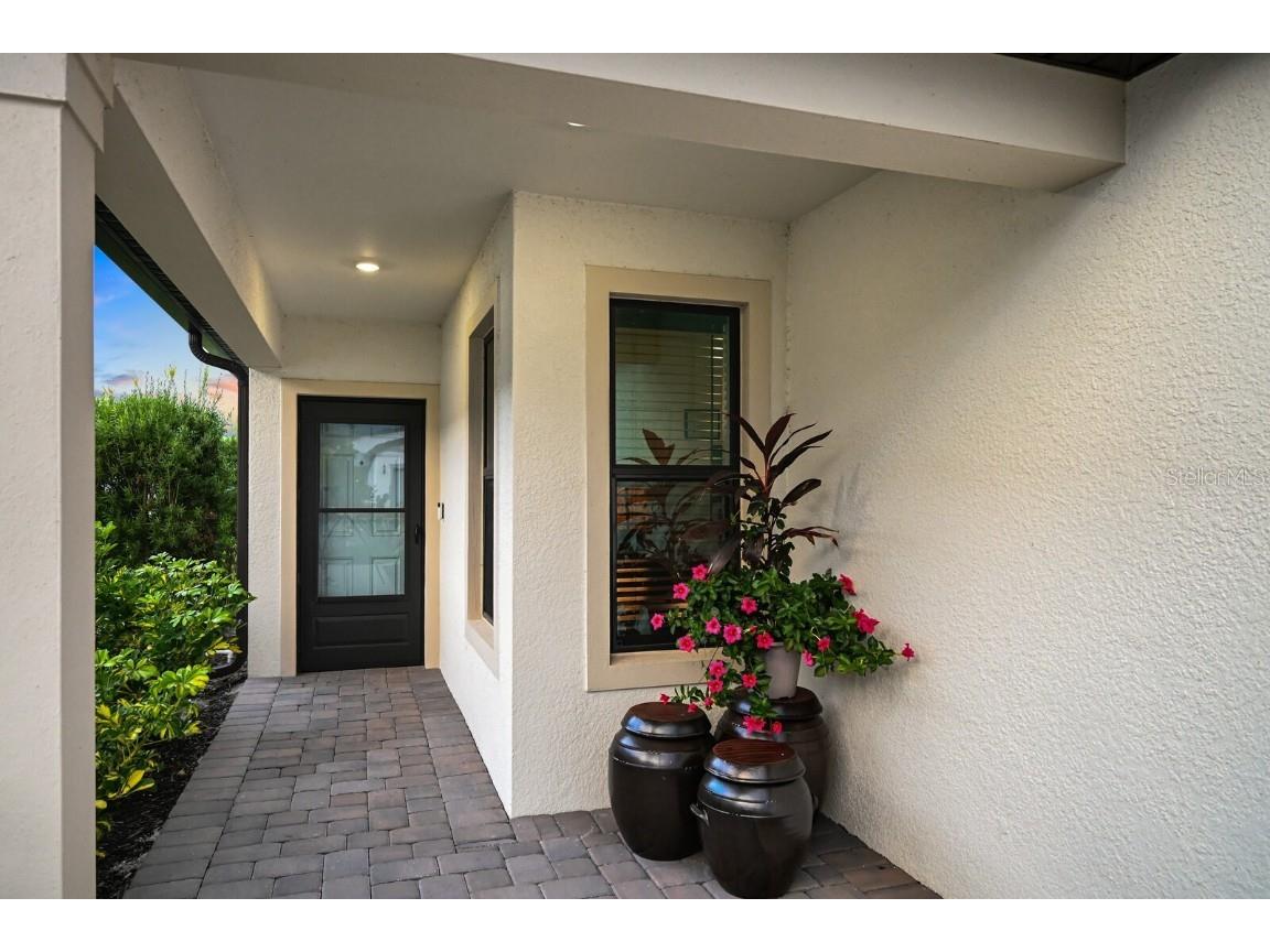 6600 Silverstar Drive Sarasota FL 34240 A4670858 image14