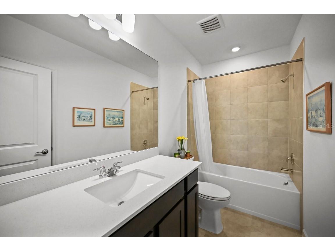 6600 Silverstar Drive Sarasota FL 34240 A4670858 image28