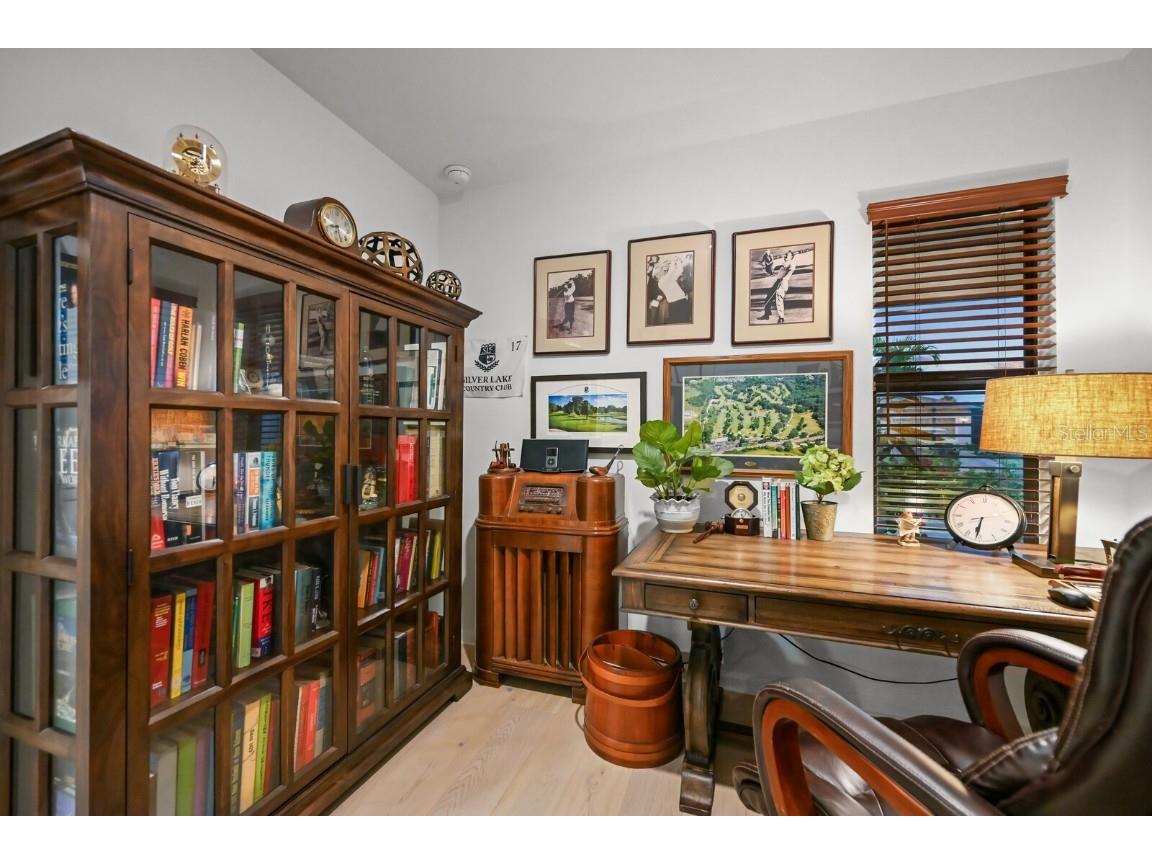 6600 Silverstar Drive Sarasota FL 34240 A4670858 image32