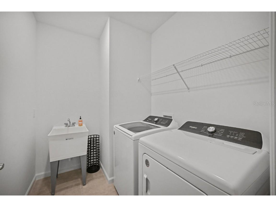 6600 Silverstar Drive Sarasota FL 34240 A4670858 image40