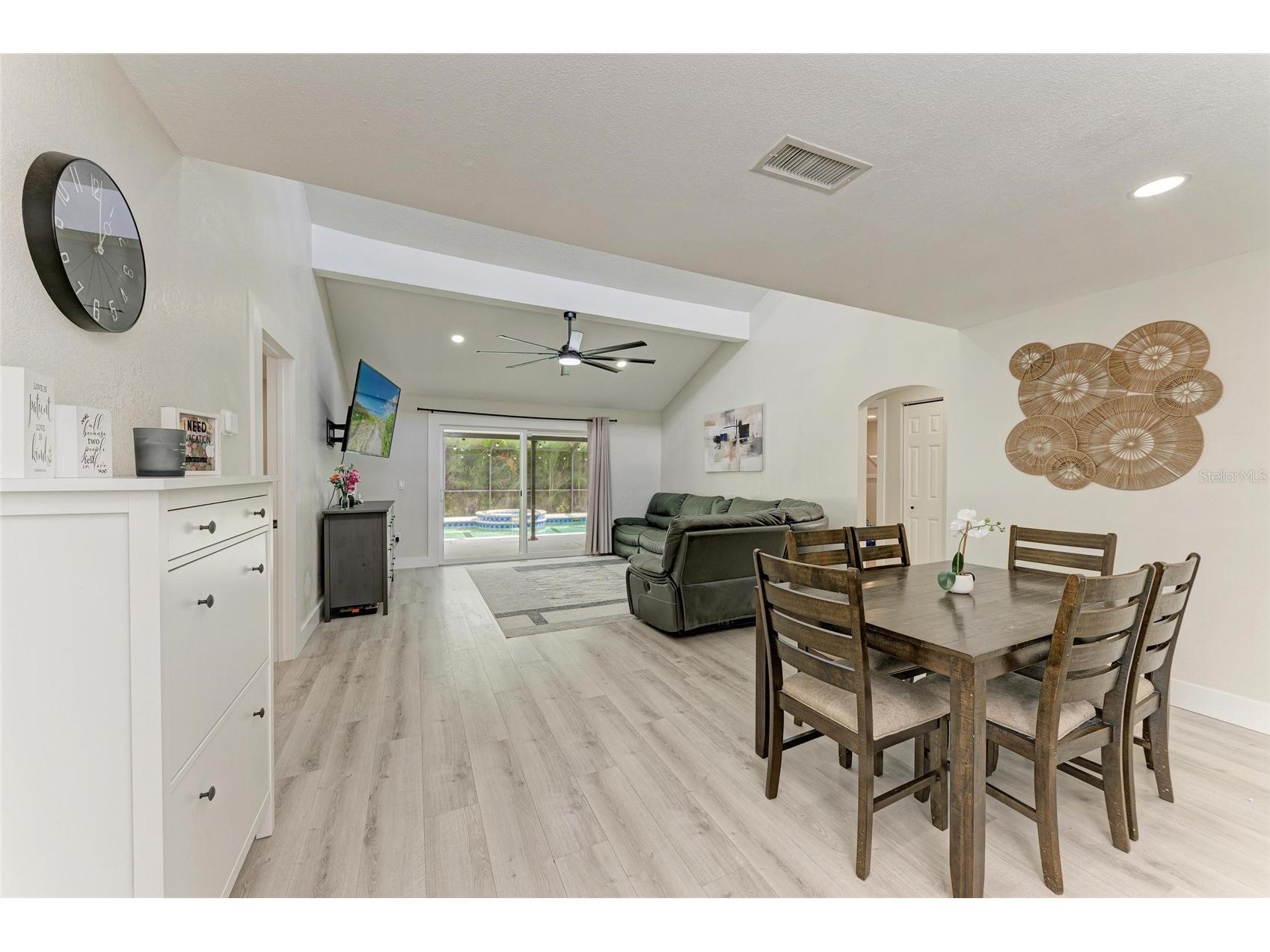 6601 Mauna Loa Boulevard Sarasota FL 34241 A4668351 image11