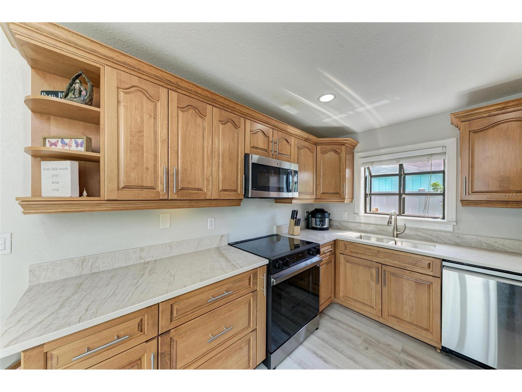 6601 Mauna Loa Boulevard Sarasota FL 34241 A4668351 image16