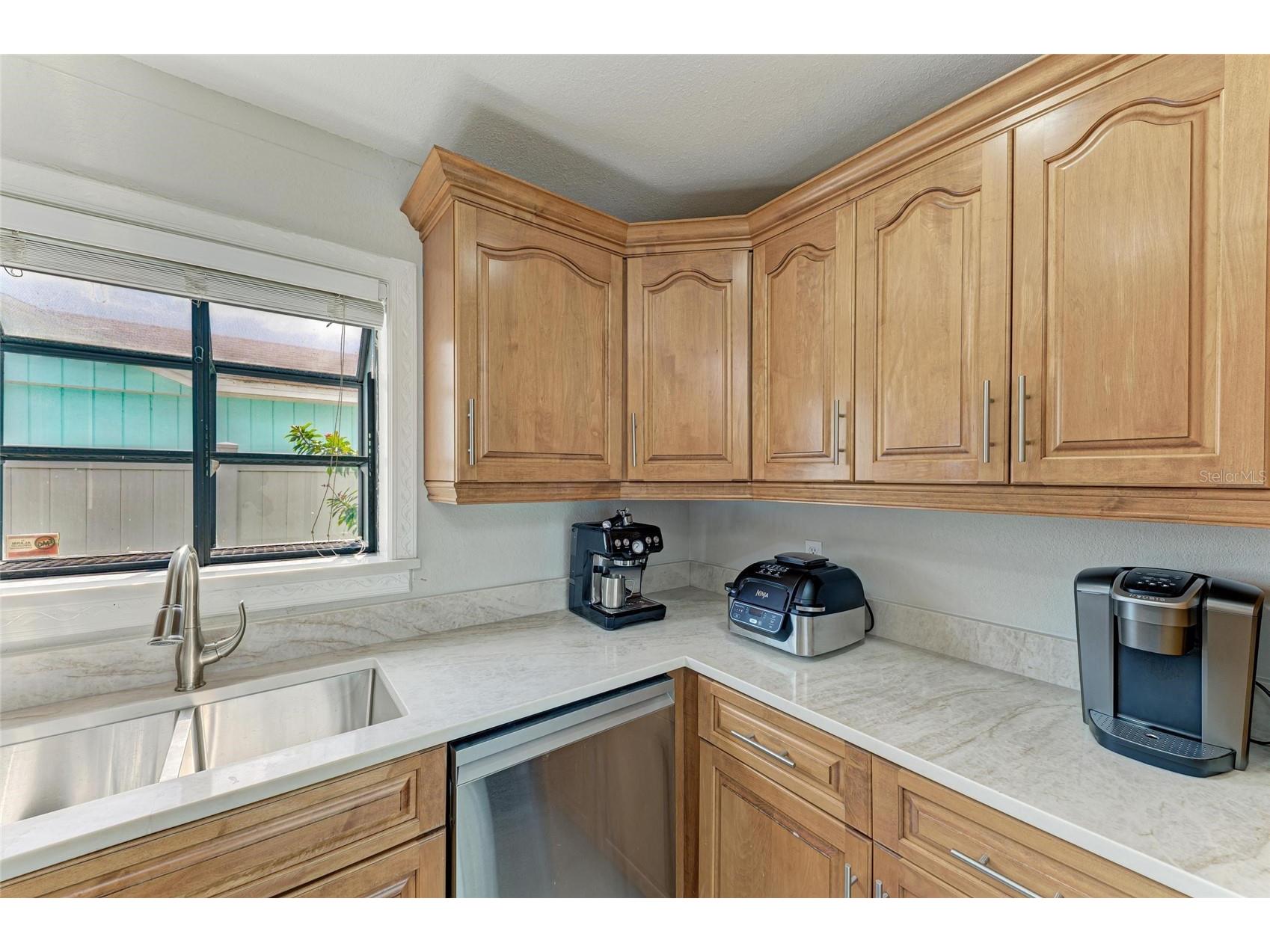 6601 Mauna Loa Boulevard Sarasota FL 34241 A4668351 image17