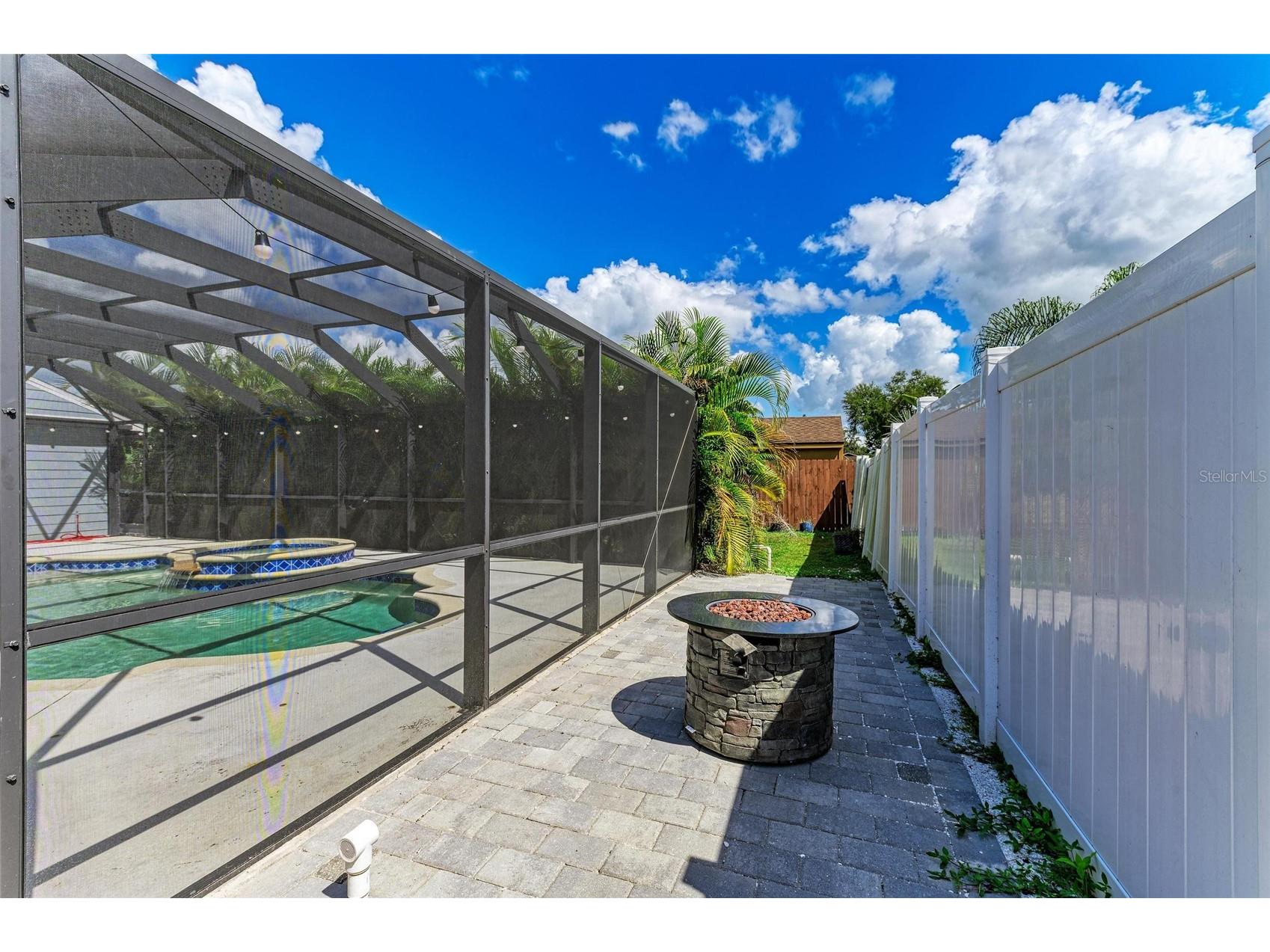 6601 Mauna Loa Boulevard Sarasota FL 34241 A4668351 image28