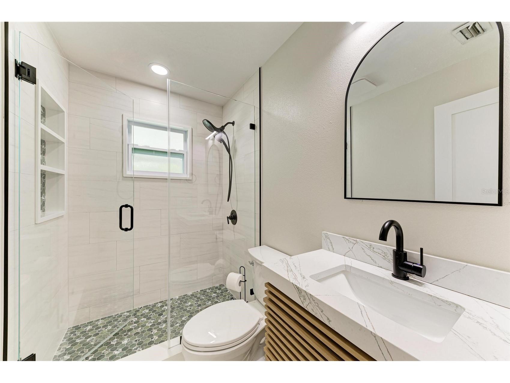 6601 Mauna Loa Boulevard Sarasota FL 34241 A4668351 image38