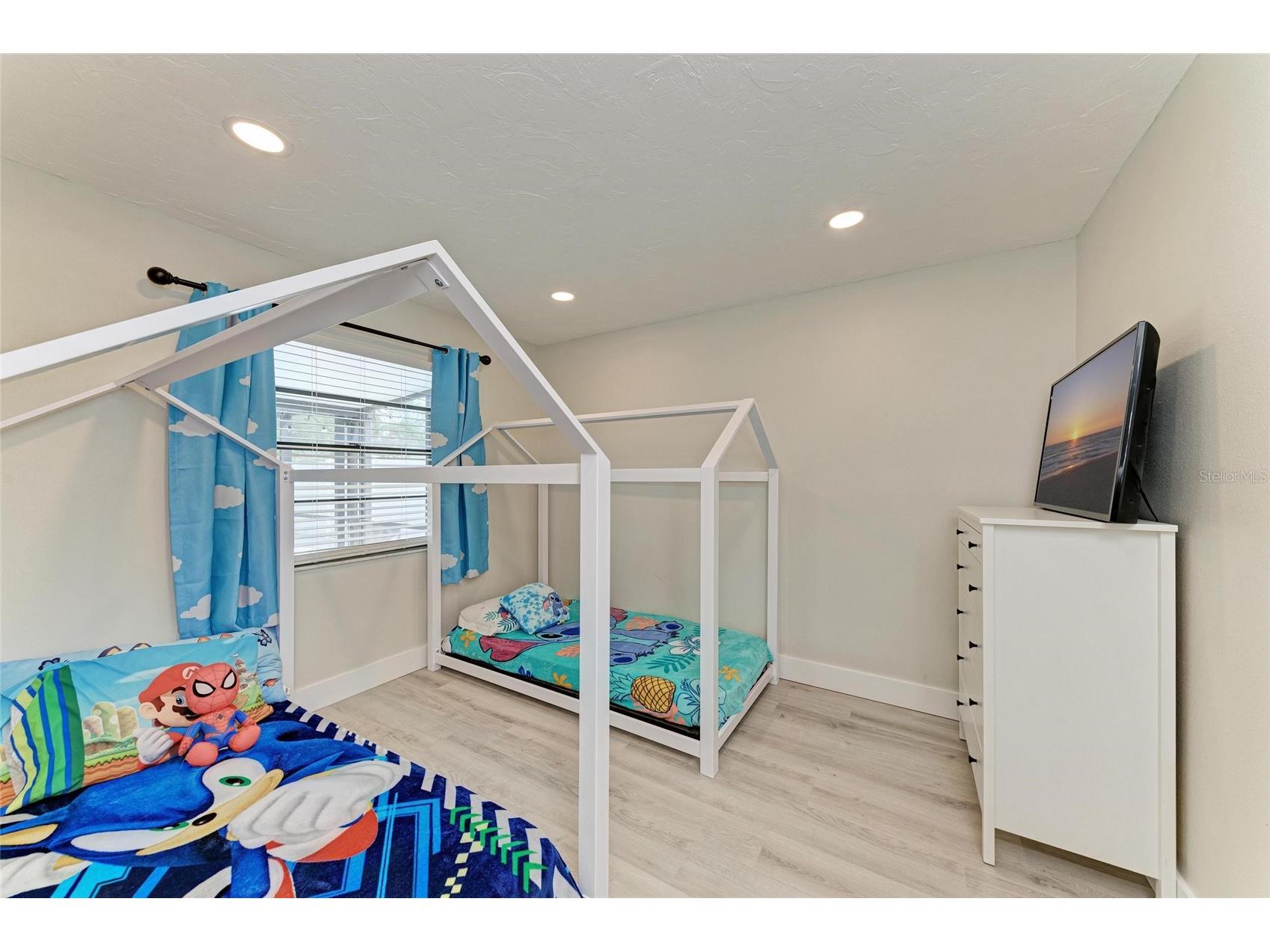 6601 Mauna Loa Boulevard Sarasota FL 34241 A4668351 image39