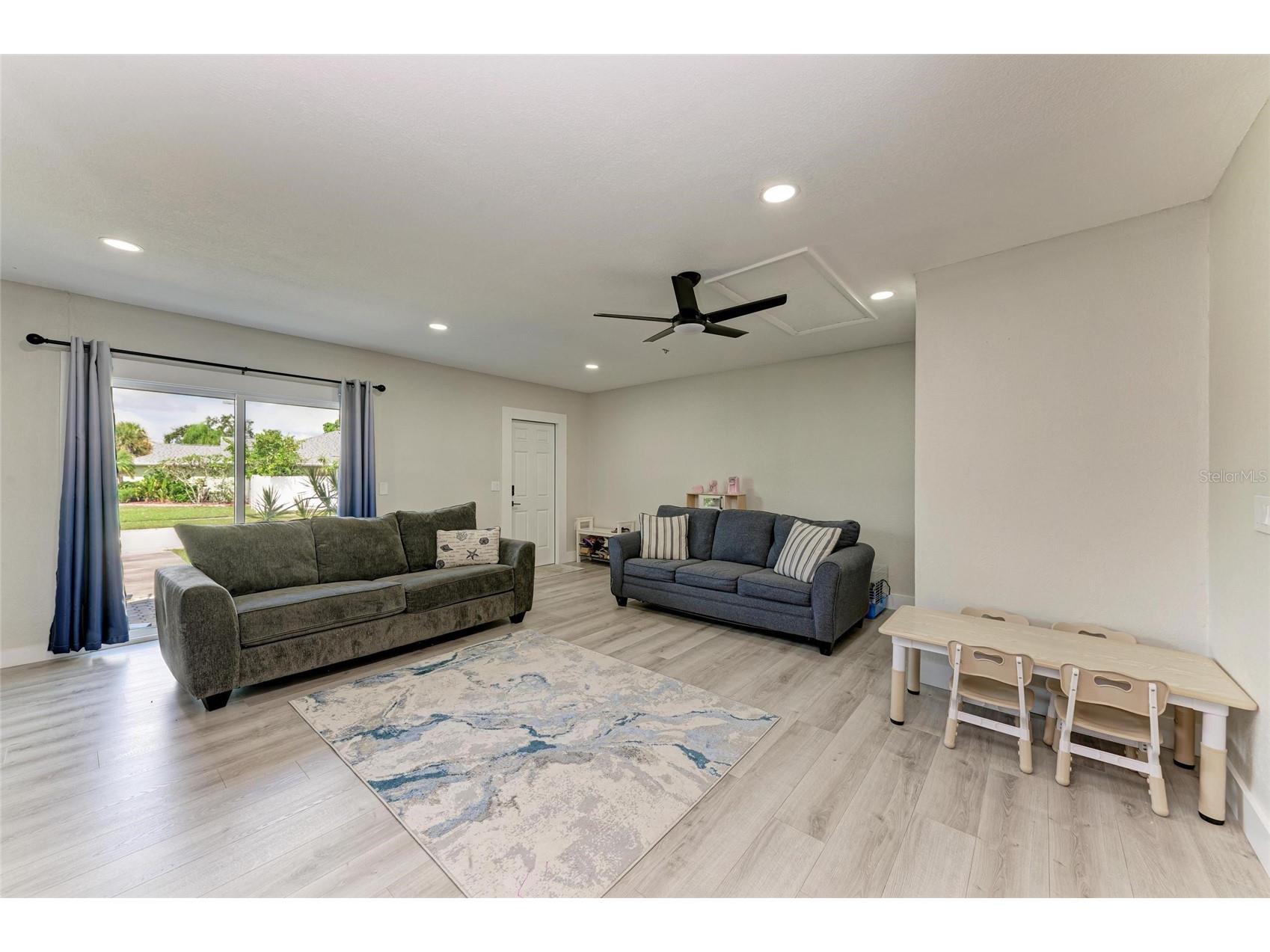 6601 Mauna Loa Boulevard Sarasota FL 34241 A4668351 image43