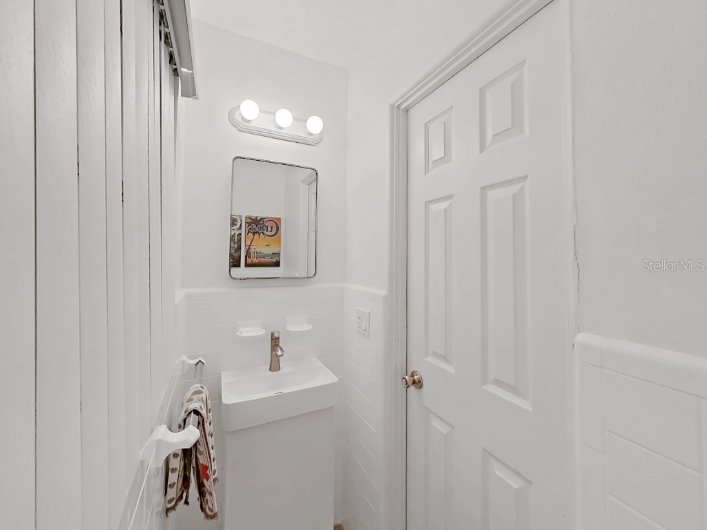 6601 Renaldo Way S Saint Petersburg FL 33707 TB8439305 image10