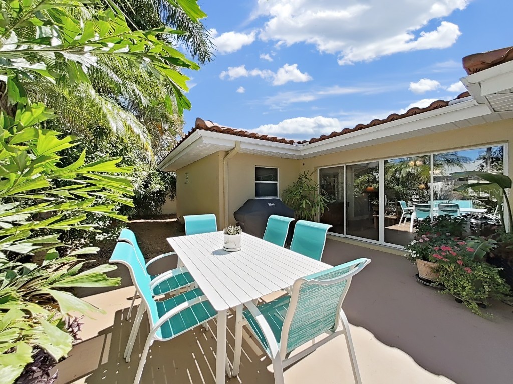 6601 Renaldo Way S Saint Petersburg FL 33707 TB8439305 image26