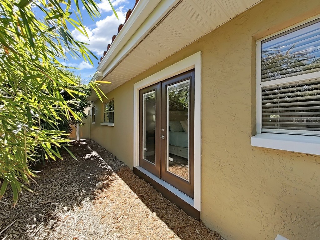 6601 Renaldo Way S Saint Petersburg FL 33707 TB8439305 image28