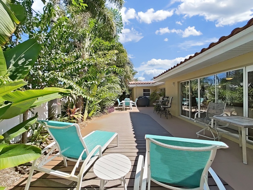 6601 Renaldo Way S Saint Petersburg FL 33707 TB8439305 image29