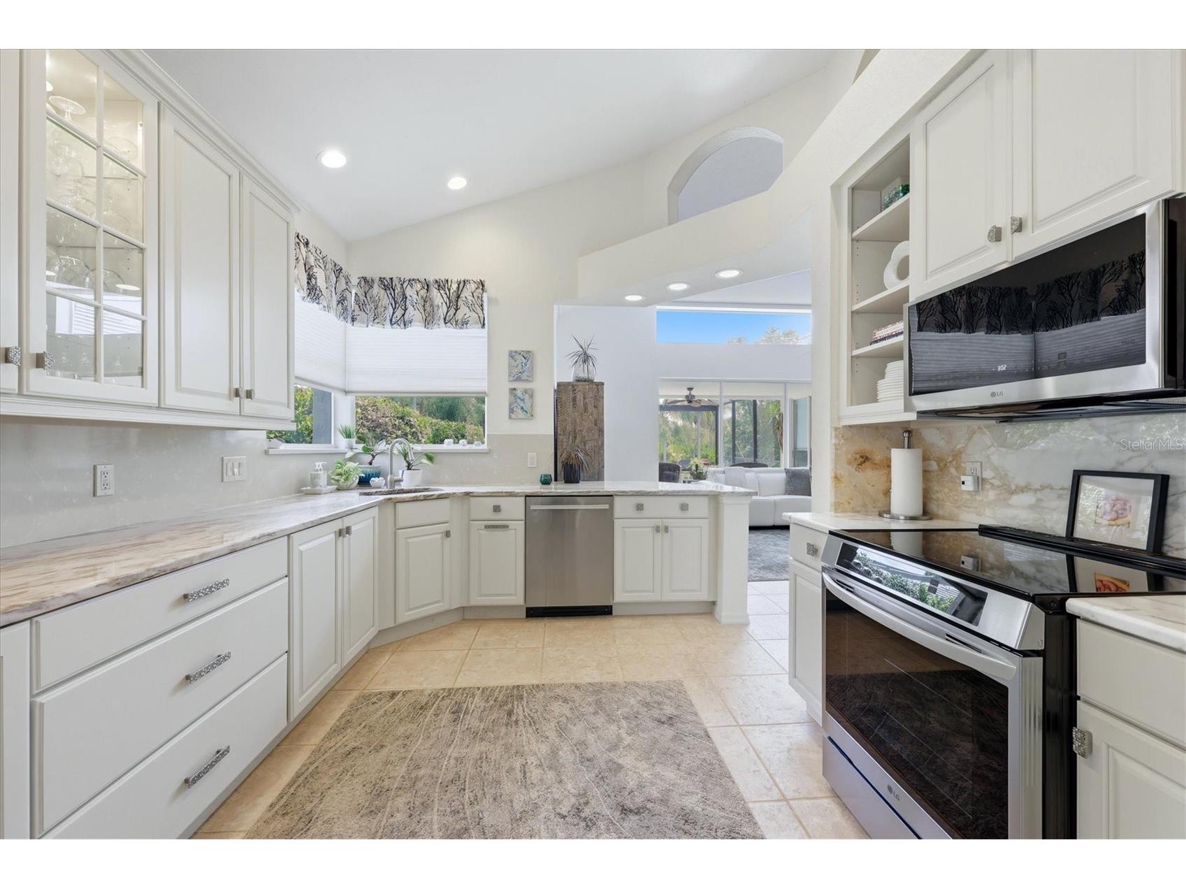 6602 Virginia Xing University Park FL 34201 A4694279 image17