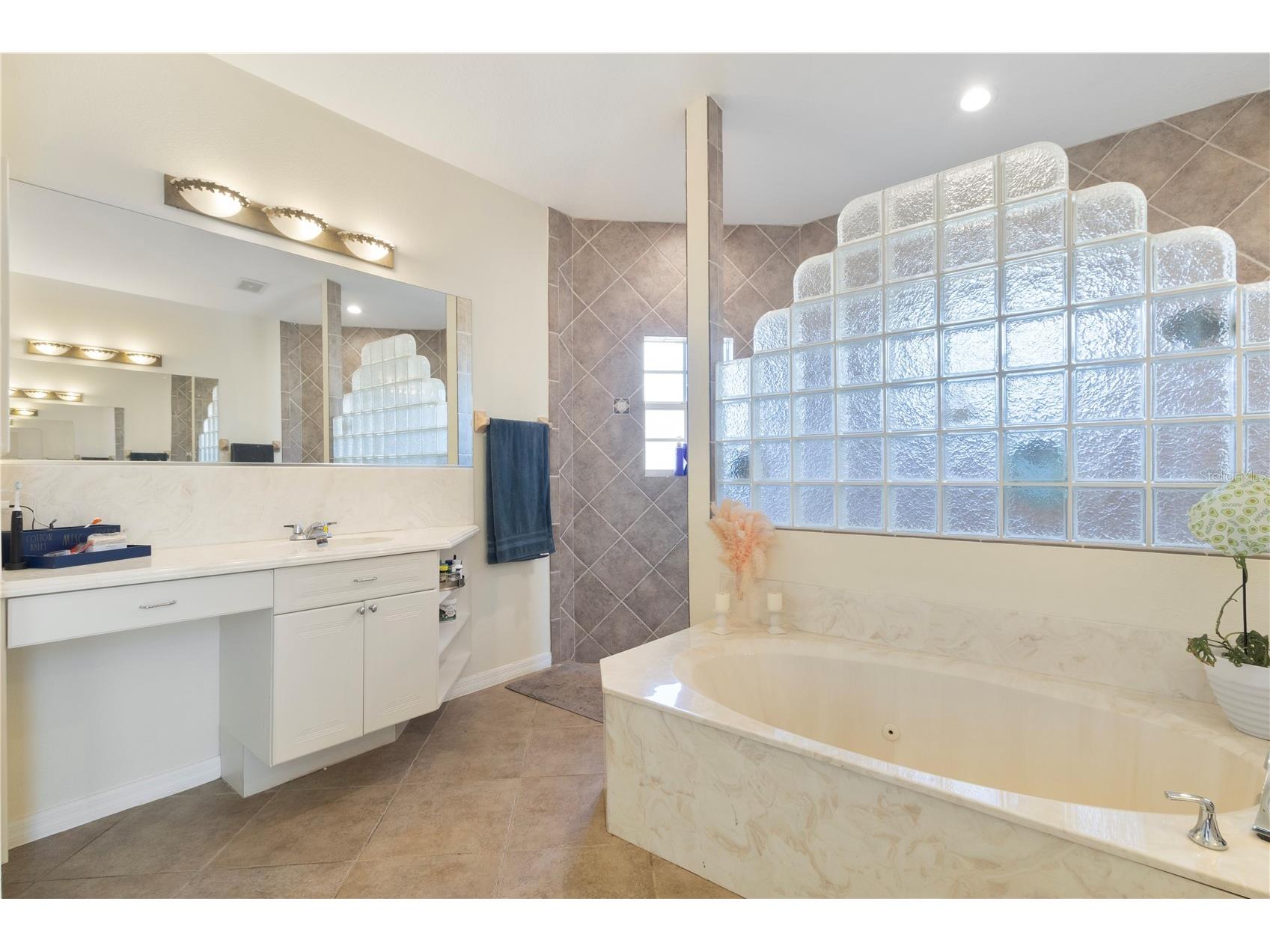 6603 Lapidus Road North Port FL 34291 A4683533 image28