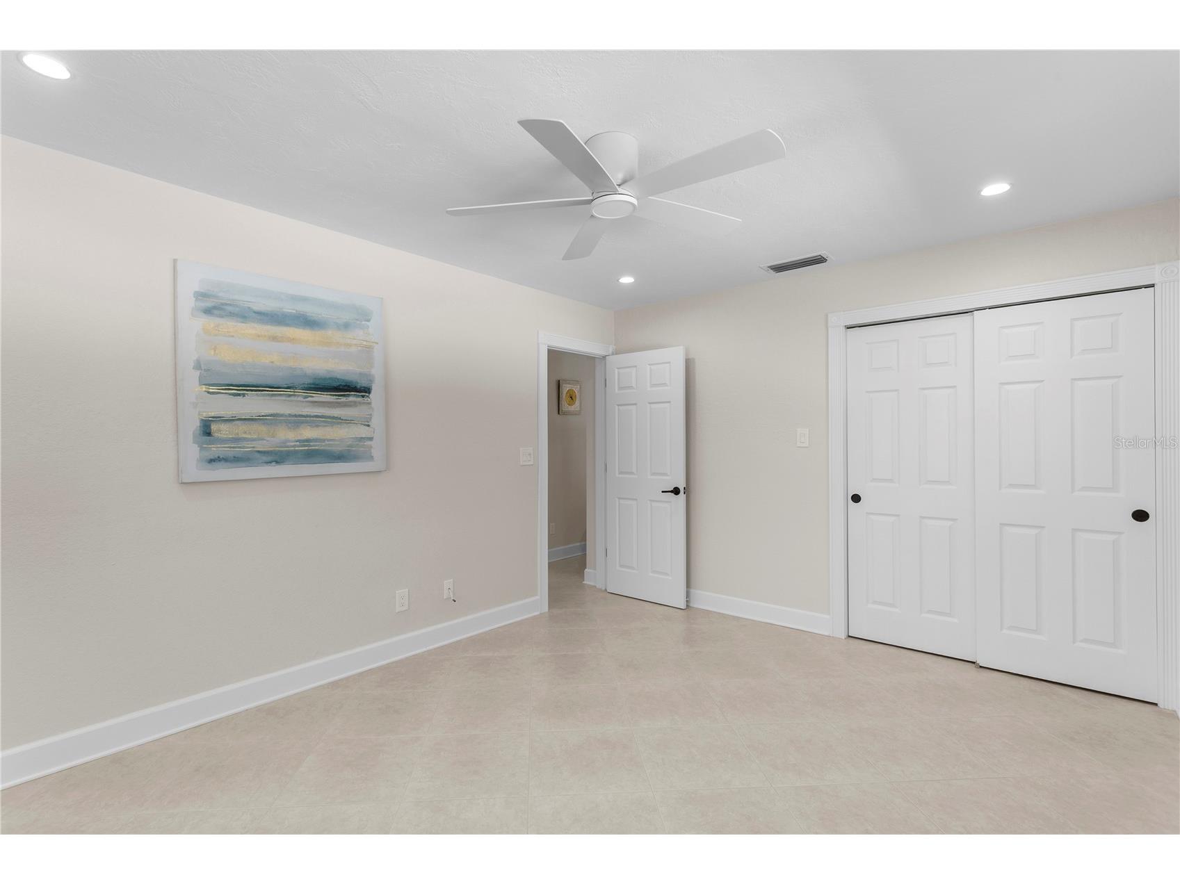 6604 Blue Heron Drive S Saint Petersburg FL 33707 TB8471133 image25
