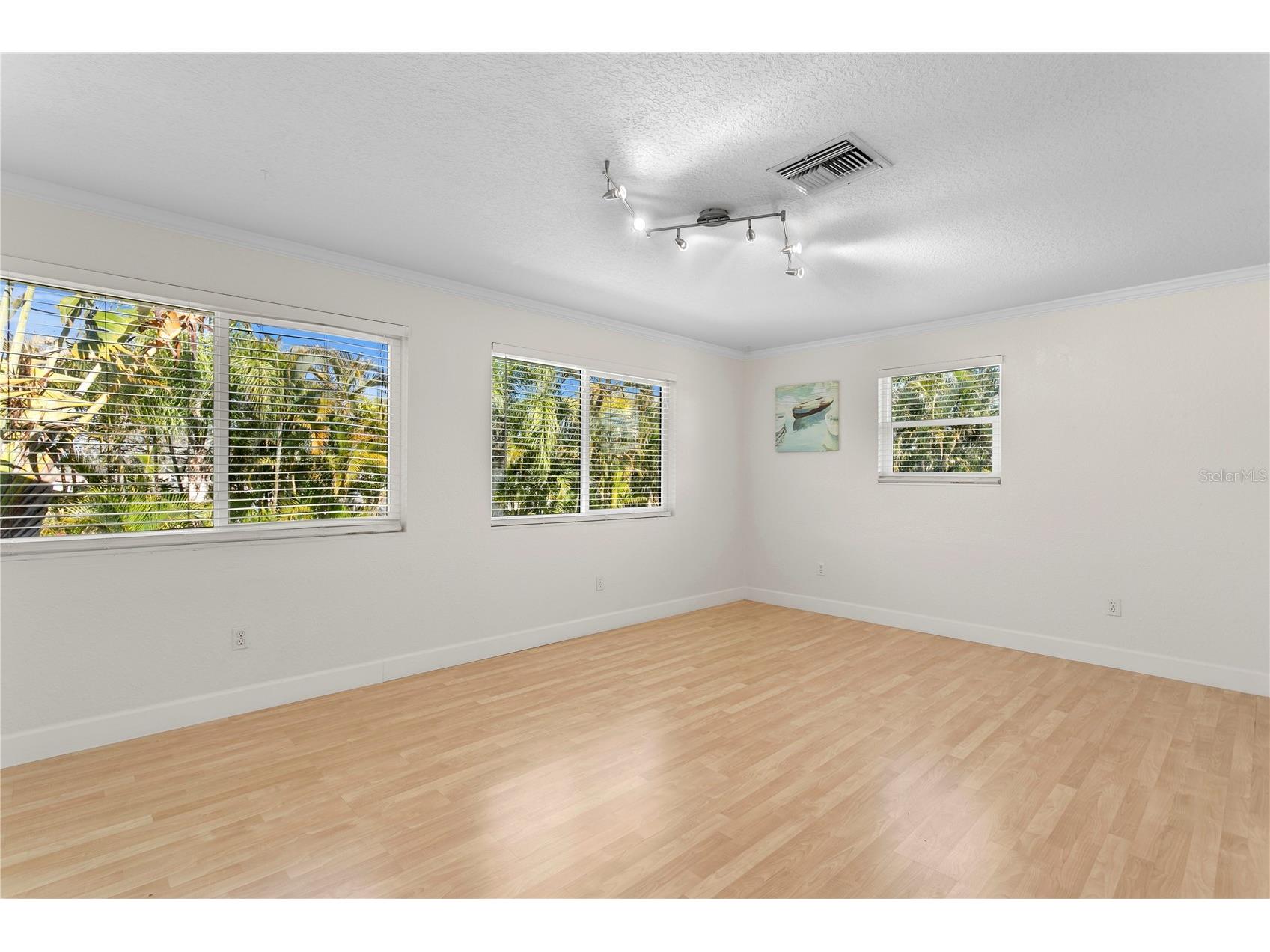 6604 Blue Heron Drive S Saint Petersburg FL 33707 TB8471133 image29