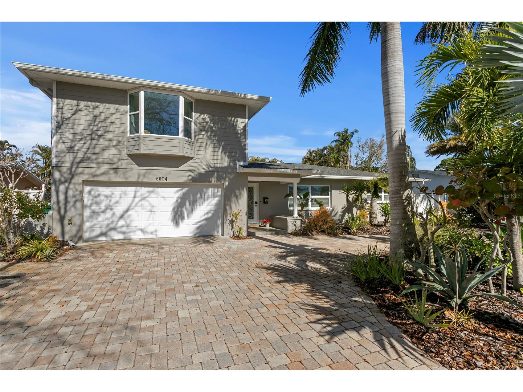 6604 Blue Heron Drive S Saint Petersburg FL 33707 TB8471133 image3