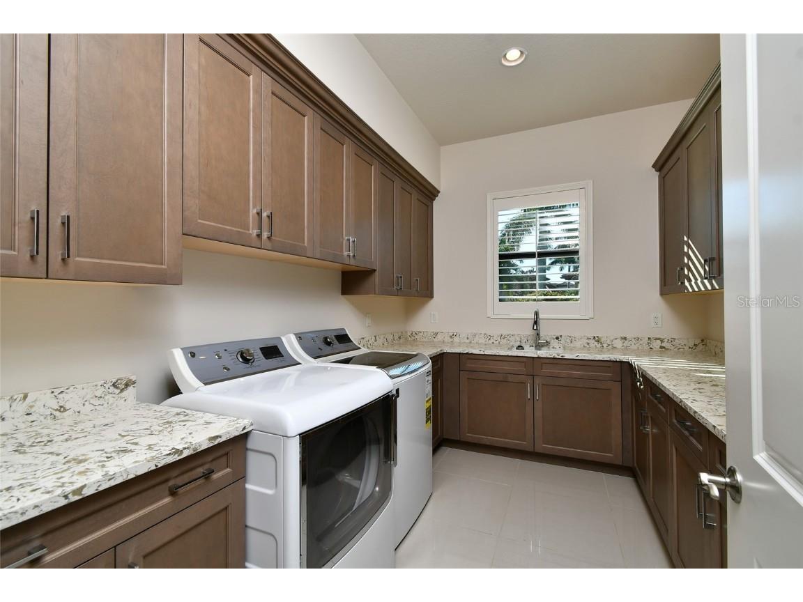 6604 Costa Circle Naples FL 34113 OM715377 image11