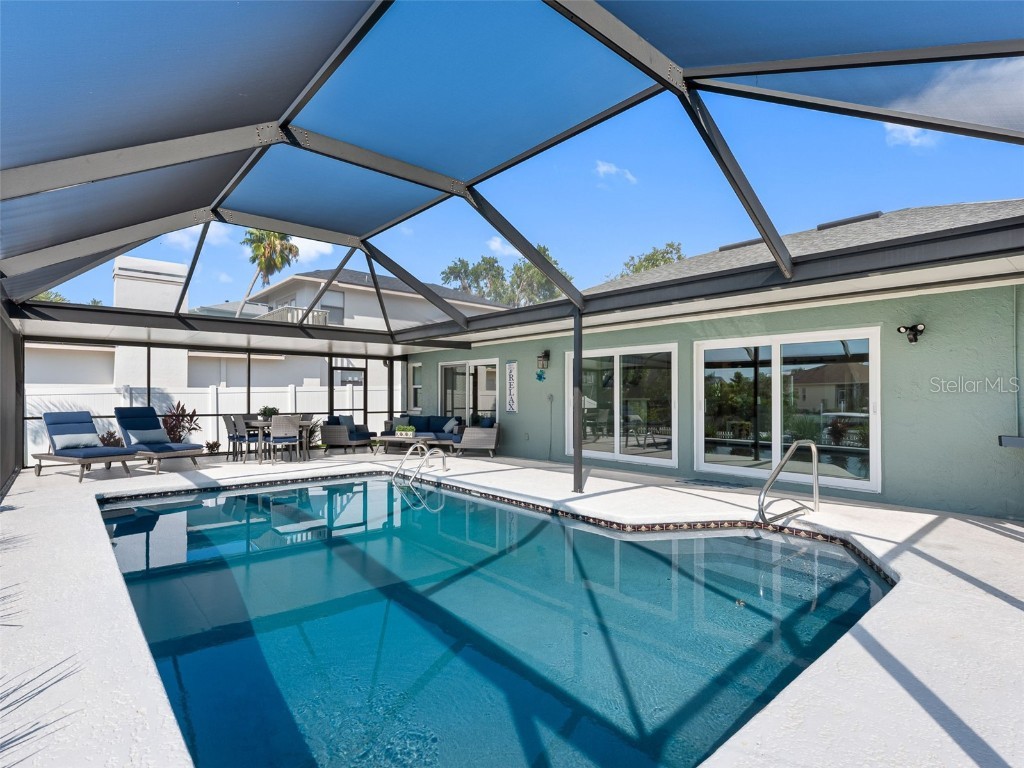 6604 Dolphin Cove Drive Apollo Beach FL 33572 TB8381851 image12